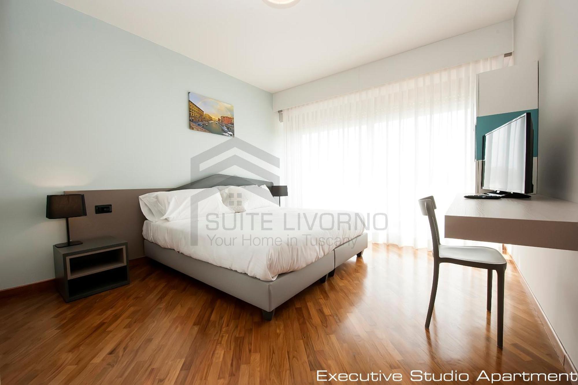 Suites Marilia Apartments - Suite Livorno Holiday Home Group Εξωτερικό φωτογραφία