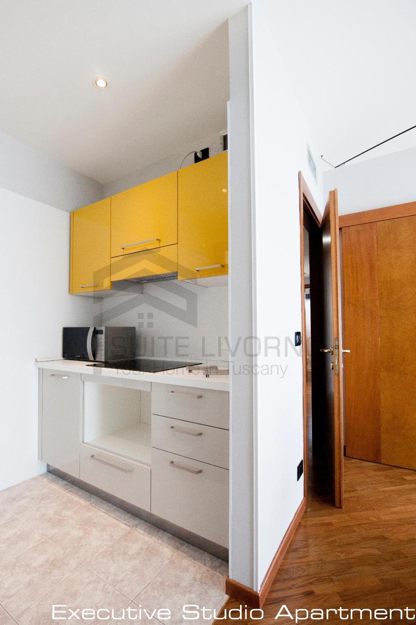 Suites Marilia Apartments - Suite Livorno Holiday Home Group Εξωτερικό φωτογραφία