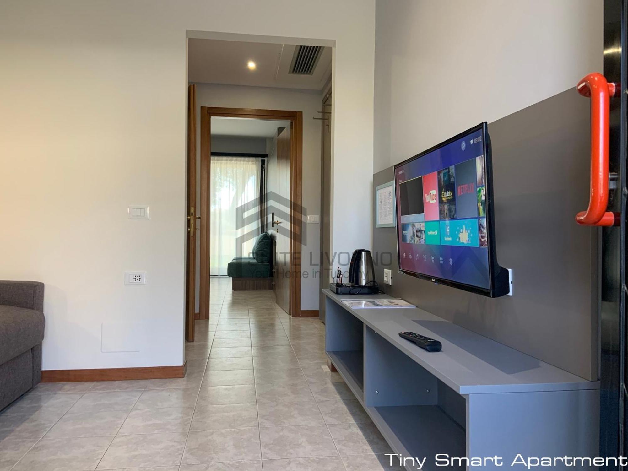 Suites Marilia Apartments - Suite Livorno Holiday Home Group Εξωτερικό φωτογραφία